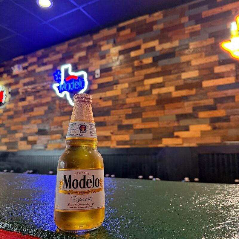 Modelo Especial