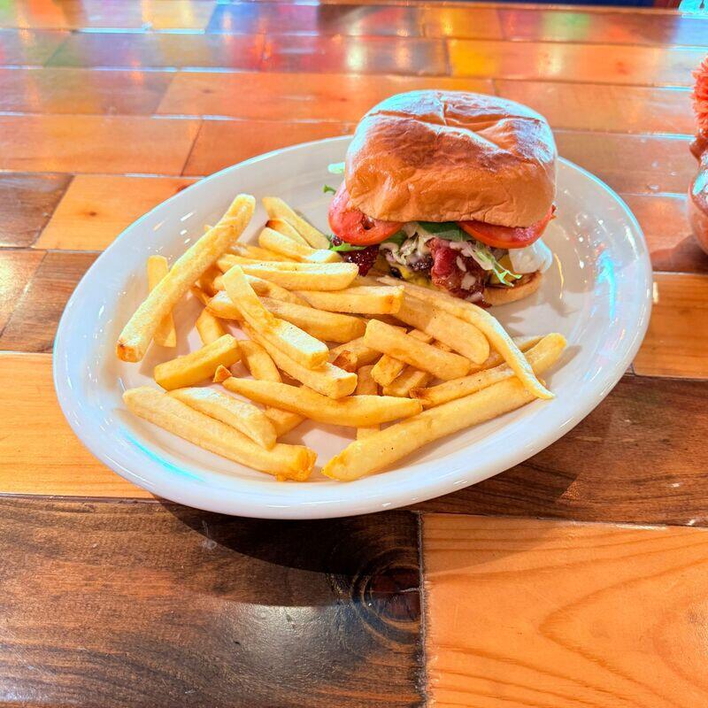 Luisitos`s Burger